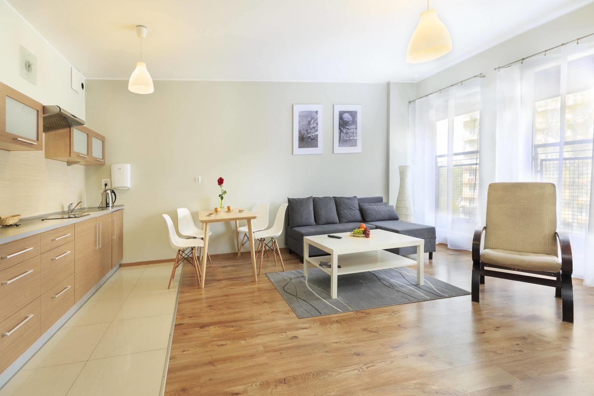 Apartamenty Aparts Lodž Exteriér fotografie