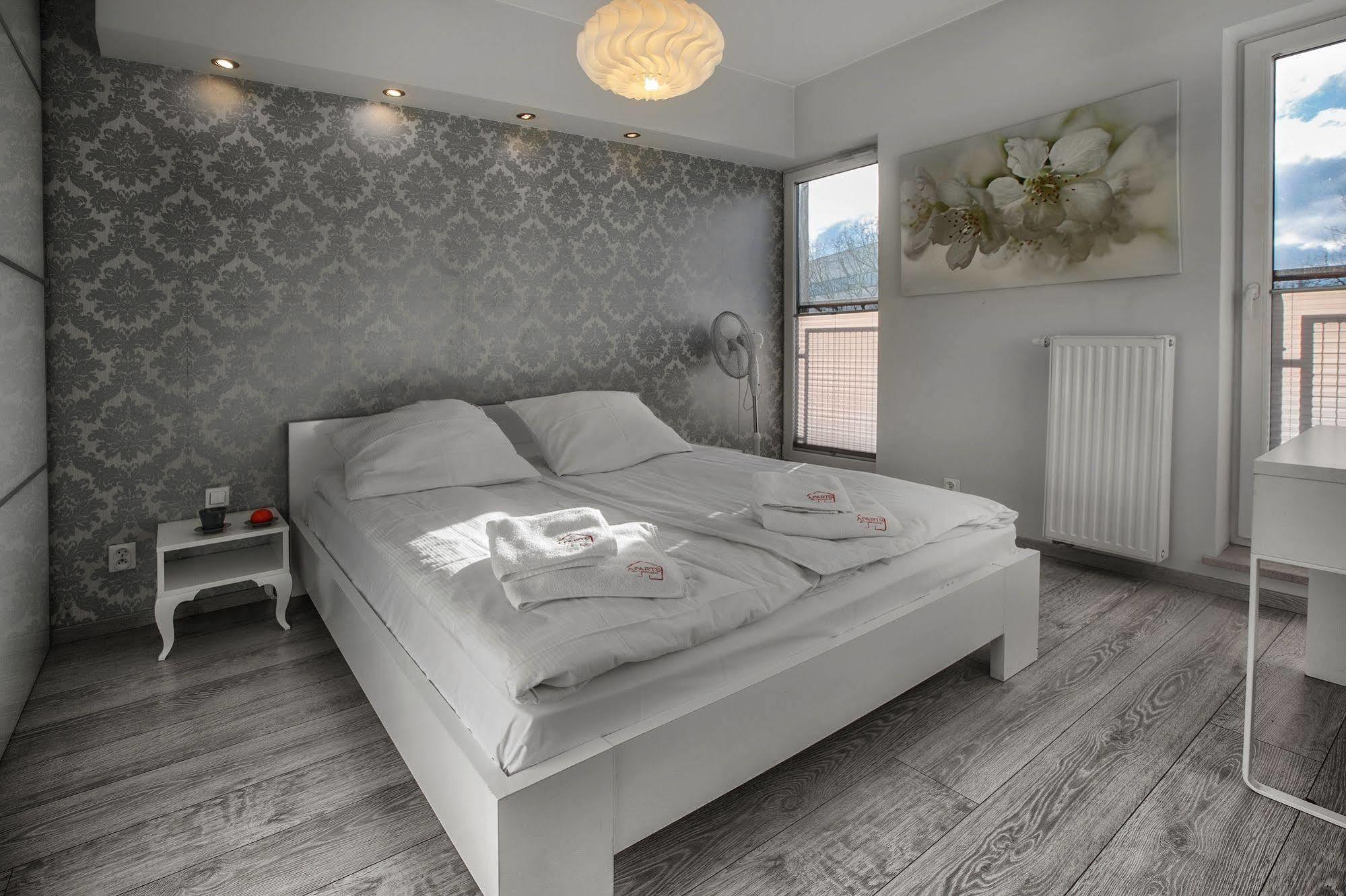 Apartamenty Aparts Lodž Exteriér fotografie